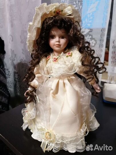 Коллекционная кукла