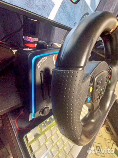 Игровой руль дефендер Azen