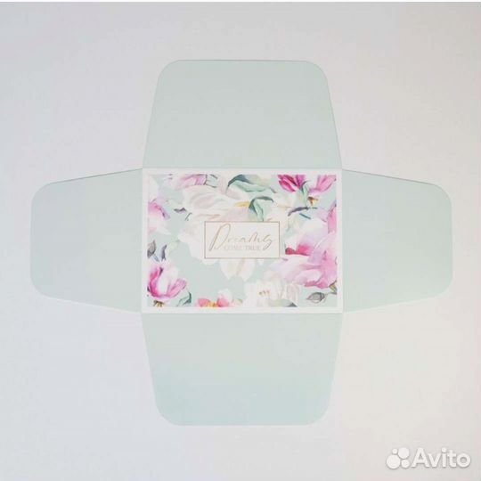 Картонные коробки подарочные