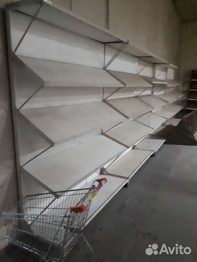 Стеллажи,витрины, торговое оборудование