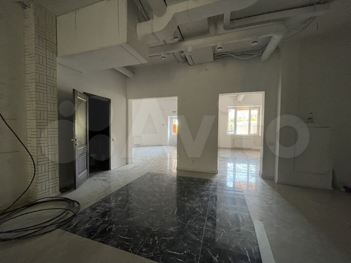 Торговая площадь, 70 м²