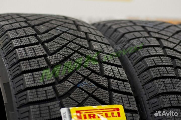 Pirelli Ice Zero FR 185/65 R15 92T