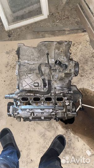 Мотор на avensis