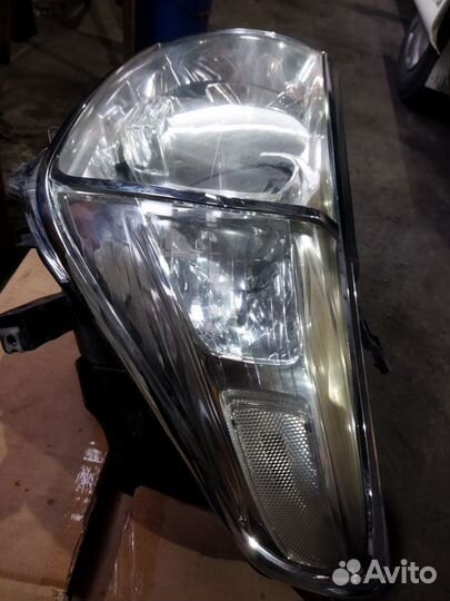 Фара левая Toyota Land Cruiser 200 (07-12г.)