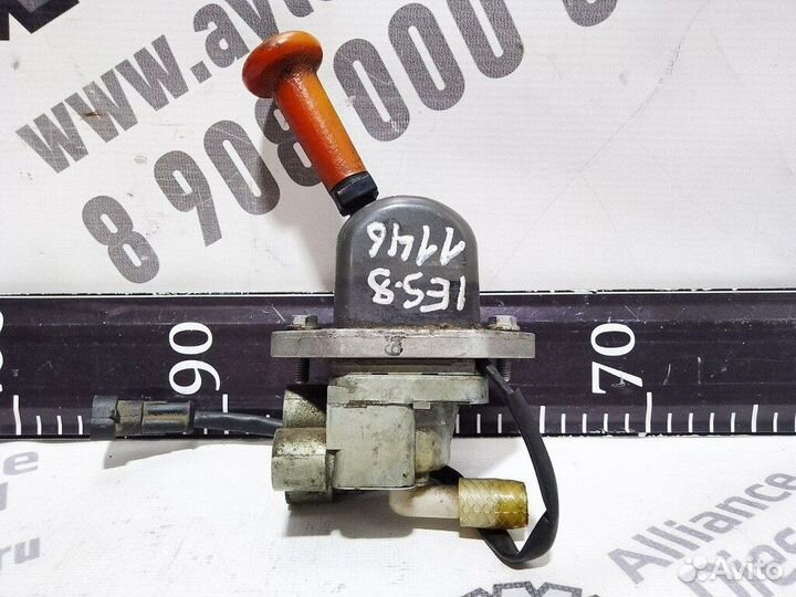 Кран стояночного тормоза ручник 98293