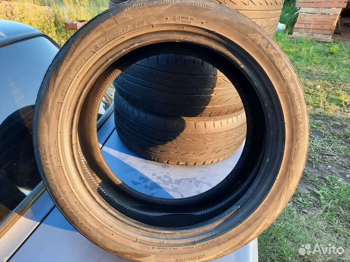 Bridgestone MY-02 Sporty Style 215/50 R17 91