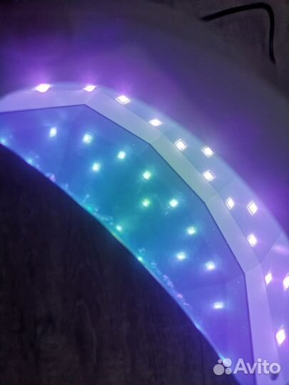 Лампа для ногтей