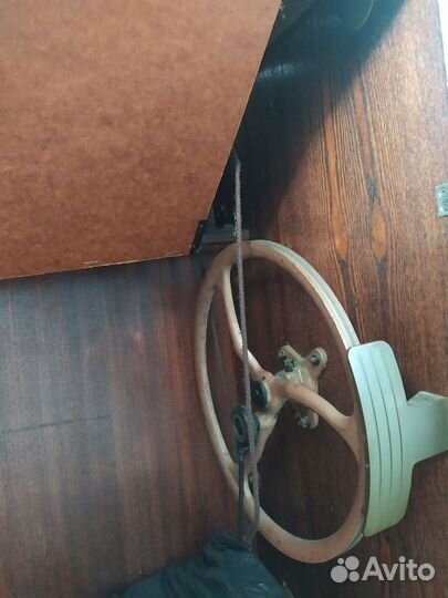 Швейная машинка чайка