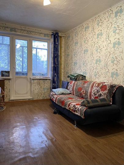 Комната 17 м² в 4-к., 2/5 эт.