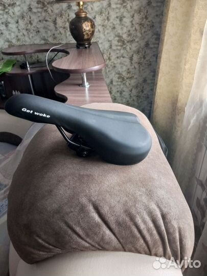 Седло для велосипеда кожаное