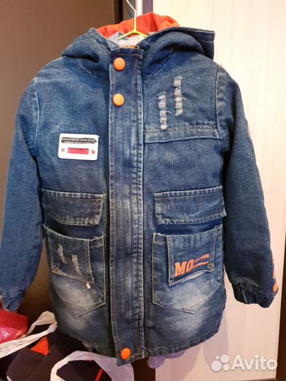 Куртка джинсовая