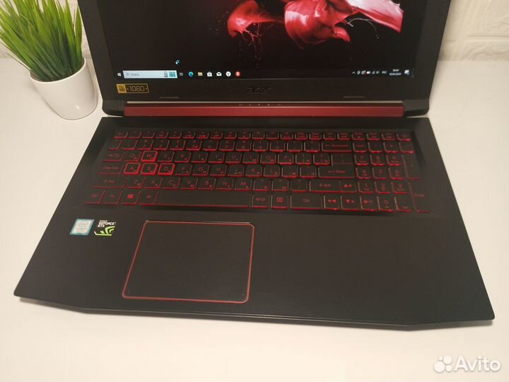 Acer nitro core i5/16 GB/GTX 1050 2 GB