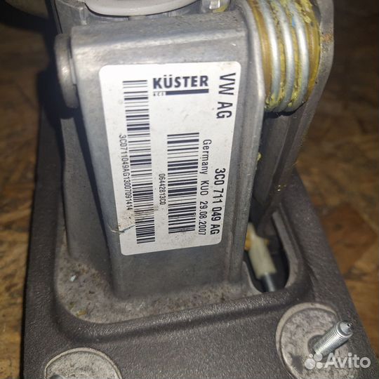 Кулиса МКПП с тросами VW Passat B6