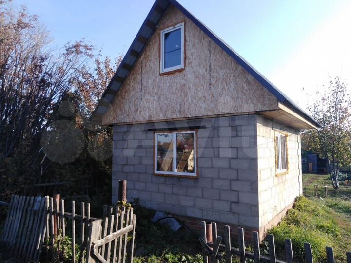 Дача 40 м² на участке 6 сот.