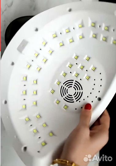 Лампа для ногтей