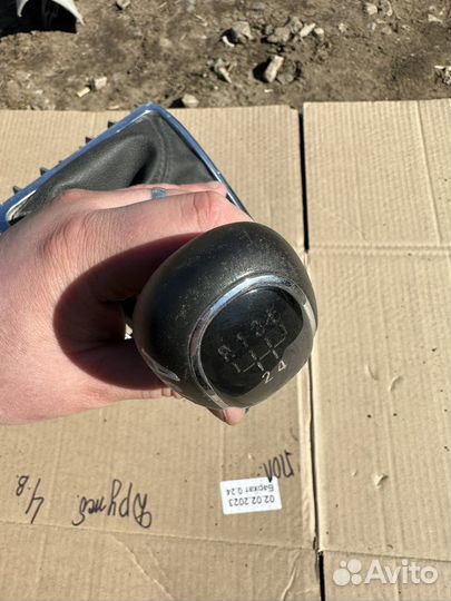 Ручка кпп с чехлом Opel Astra J 1.8 мех