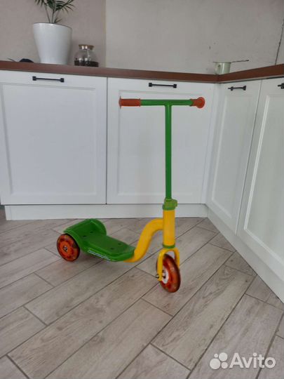 Самокат детский трехколесный