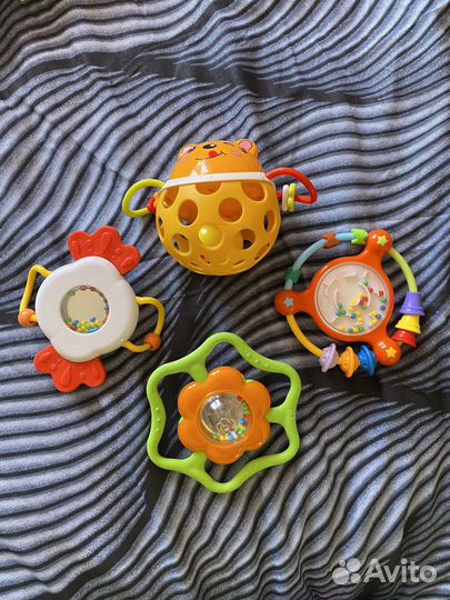 Развивающие игрушки с рождения грызунки