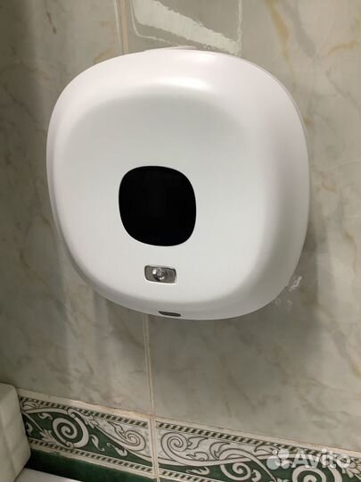 Сенсорный автоматический дозатор мыла