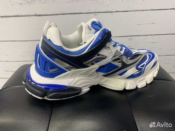 Balenciaga track 2