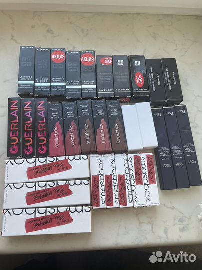 Лот косметики