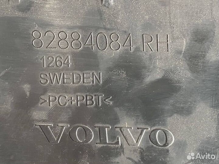 Дефлектор фары Volvo FH4 82884084