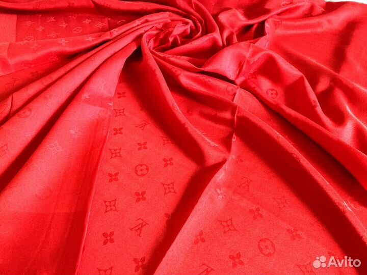 Платок из шелка новый Louis Vuitton