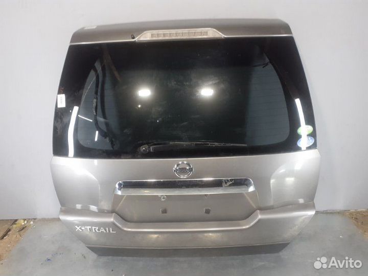 X trail t30 крышка багажника. Крышка багажника ниссан т31. Крышка багажника x-trail t31. Крышка багажника ниссан х-трейл т31. X trail t31 панель багажника.