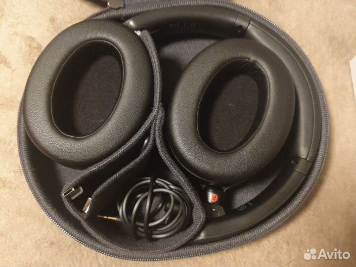 Беспроводные наушники Sony wh-xb910n