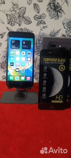 iPhone 8 Plus, 64 ГБ