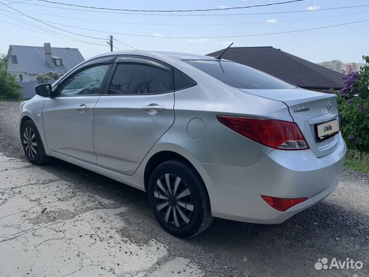 Hyundai Solaris 1.4 МТ, 2015, 90 768 км
