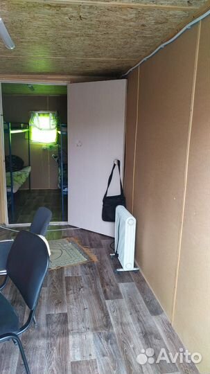 Жилые вагончики б/у