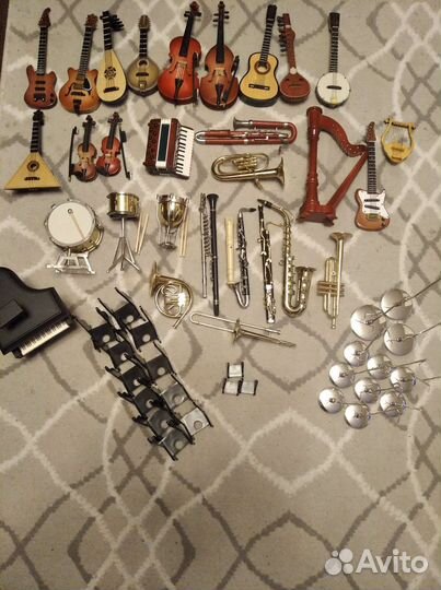 Коллекция музыкальных инструментов