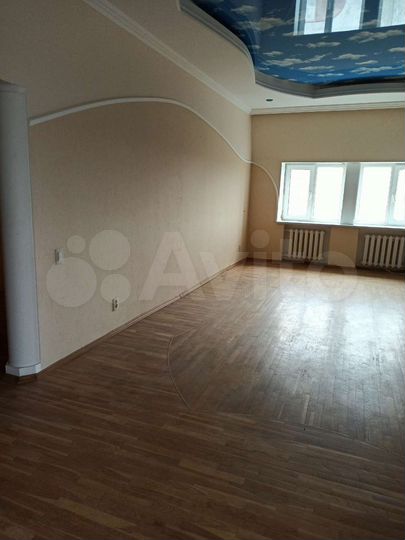 4-к. квартира, 160 м², 5/6 эт.