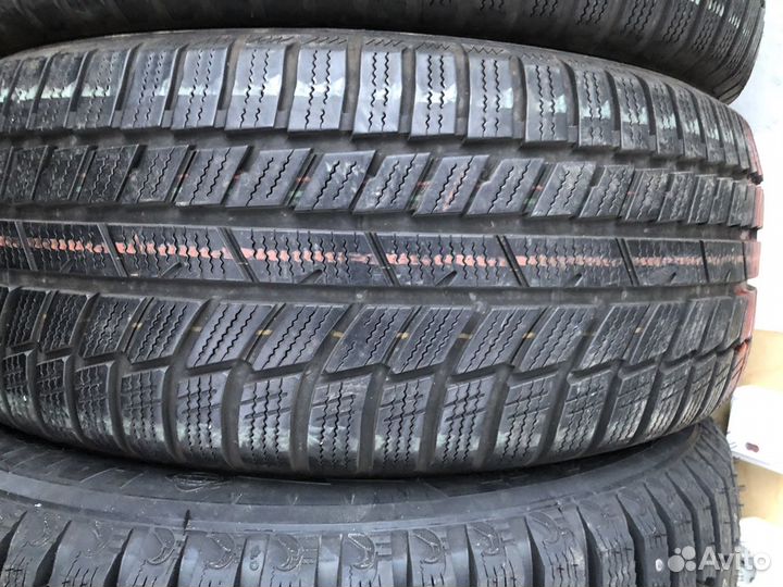 Toyo Snowprox S954 235/55 R18 104H