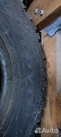 Toyo Observe Ice-Freezer 215/65 R16