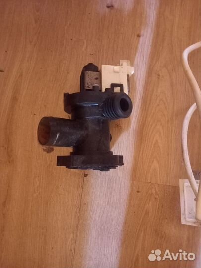 Продам запчасти на машмнку