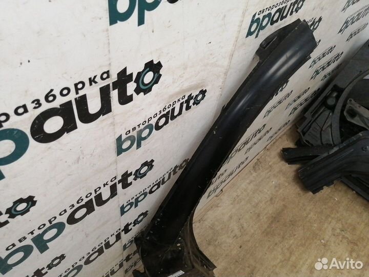 Стойка кузова передняя левая 61132-42171 Toyota