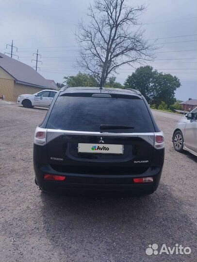 Mitsubishi Outlander 2.0 CVT, 2014, 134 000 км