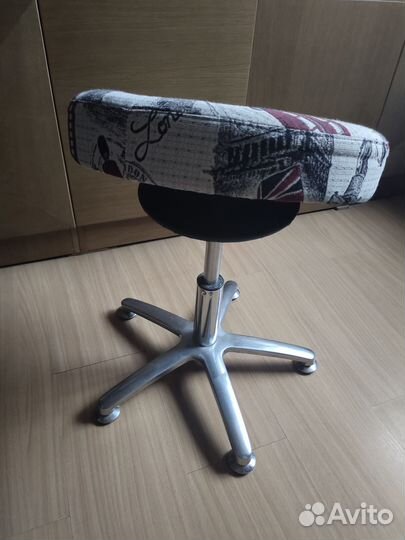 Танцующий стул для школьников