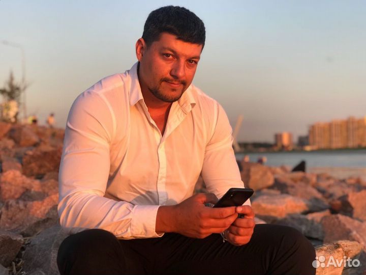 Упавляющий; руководитель отдела продаж;