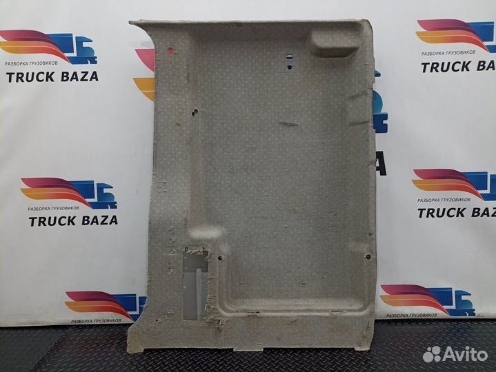 Обшивка боковой стенки правая Renault Premium