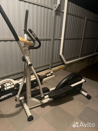 Эллиптический тренажер