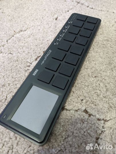 Midi контроллер Korg nanopad 2