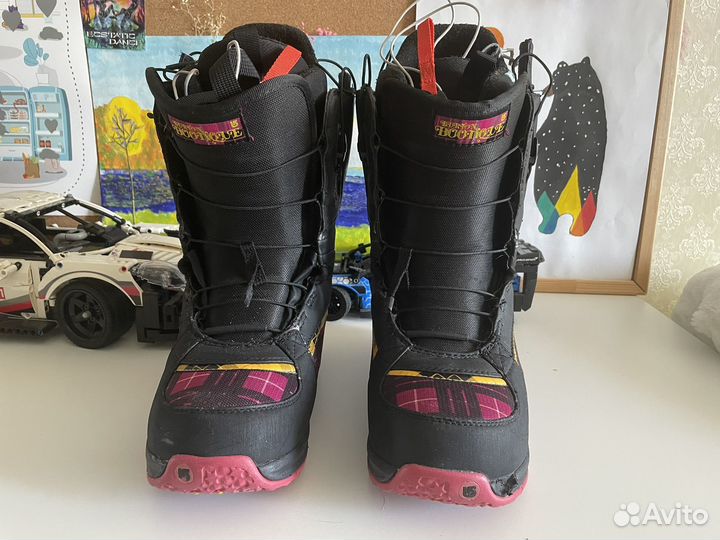 Сноубордические ботинки burton 39 (24,5см)