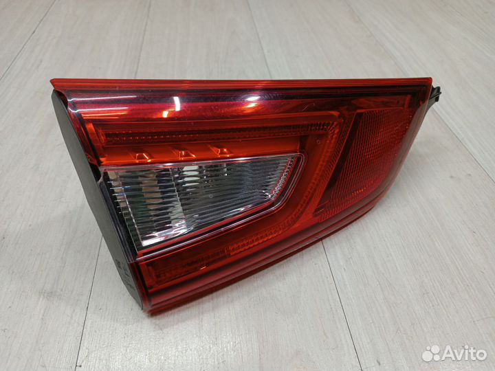 Фонарь в крышку левый Nissan Qashqai J11E 2014