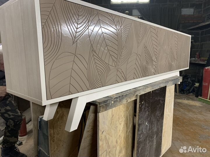 Тумба под тв новая с производства