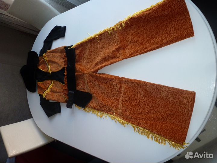 Новогодний маскарадный костюм ковбой