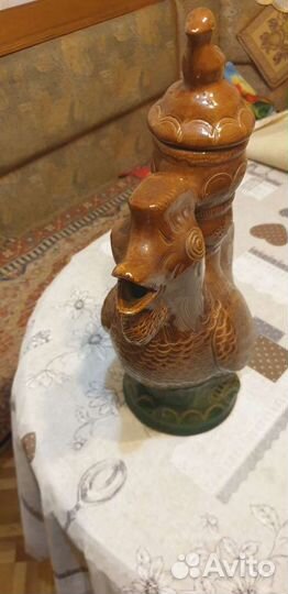 Глиняный кувшин