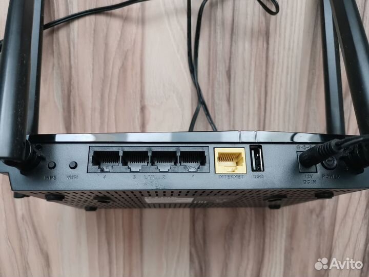 Wifi роутер D-Link DIR-815/AC